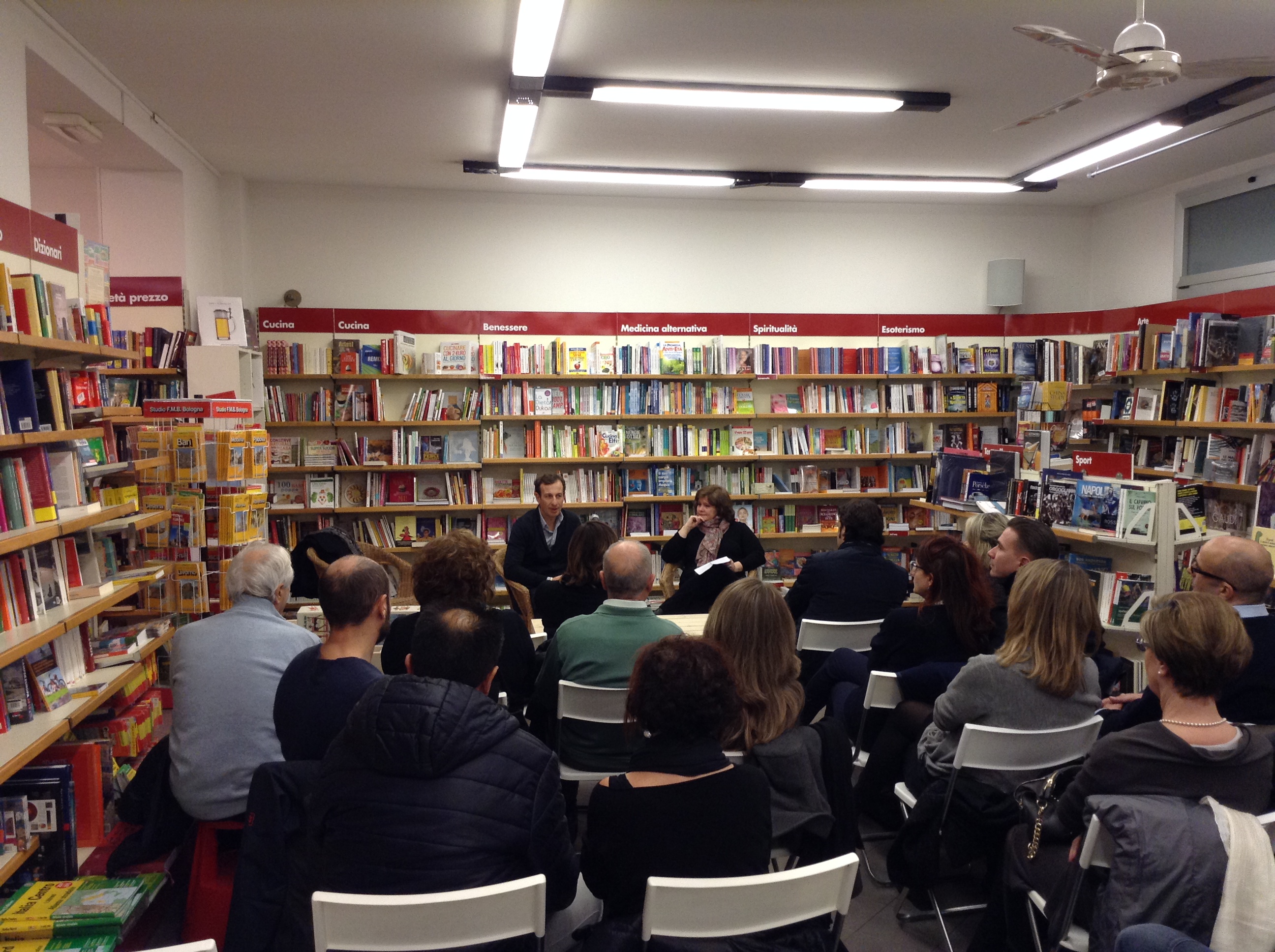 Emilio Alessandro Manzotti_Presentazione Romanzo Freccia Libreria Ubik Irnerio 4